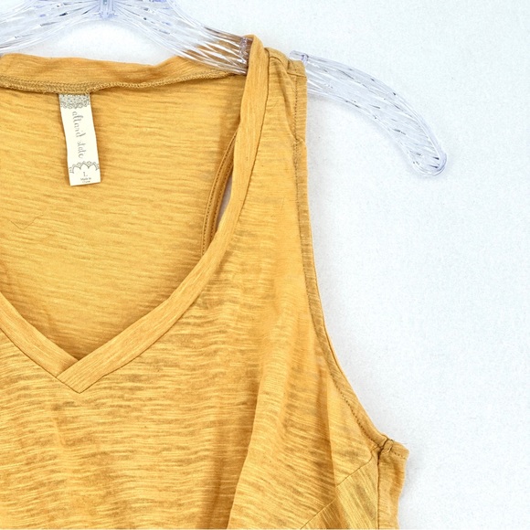 Altar’d State Women’s Twist Front Tank Top Large Mustard Yellow Casual - Picture 4 of 15
